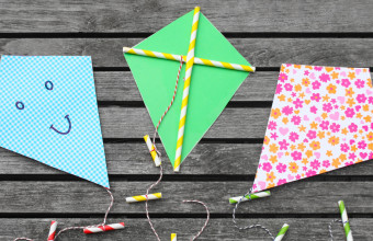 DIY: Zomerse mini-vlieger van rietjes