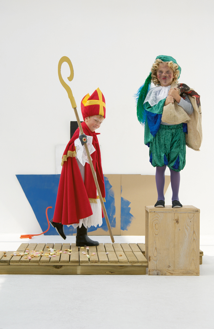 Bewustzijn Dubbelzinnig uitrusting Sinterklaas- en Pietenpak om zelf te maken - Knippie