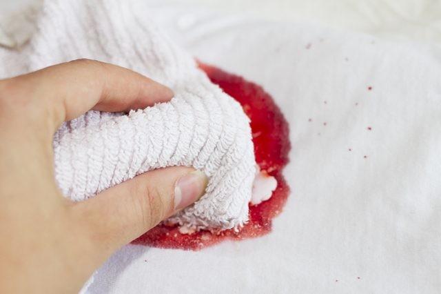Belang verraden chrysant KnipTIP | Kauwgom uit kleding verwijderen | Knipmode