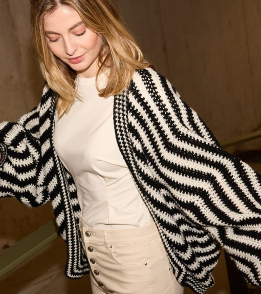 Haak je eigen zigzag vest in seventies stijl